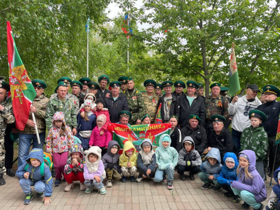 В Сосновоборске отпраздновали День пограничника В Сосновоборске отпраздновали День пограничника 1
