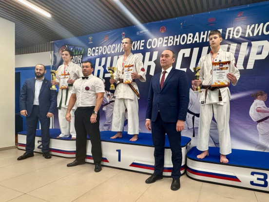 Юные спортсмены из Сосновоборска завоевали семь медалей на Всероссийских соревнований "Кубок Сибири" Юные спортсмены из Сосновоборска завоевали семь медалей на Всероссийских соревнований "Кубок Сибири" 6