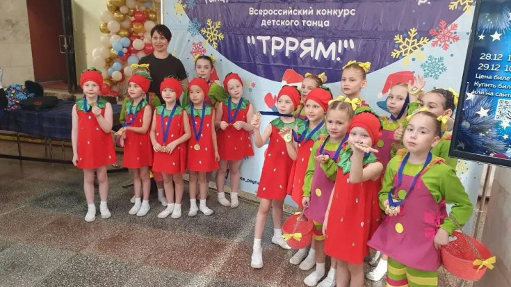 Танцевальный коллектив из Сосновоборска удостоился звания дипломантов VIII Всероссийского детского танцевального конкурса Танцевальный коллектив из Сосновоборска удостоился звания дипломантов VIII Всероссийского детского танцевального конкурса 3