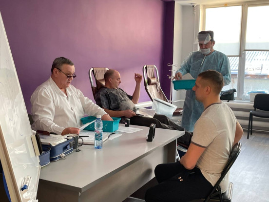 В Дни доноров жителей Сосновоборска, решивших сдать кровь, ждут приятные сюрпризы В Дни доноров жителей Сосновоборска, решивших сдать кровь, ждут приятные сюрпризы 2