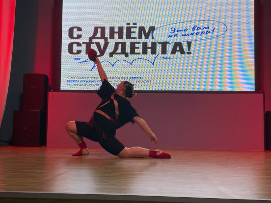 В техникуме Сосновоборска прошёл фестиваль талантов - 2025 В техникуме Сосновоборска прошёл фестиваль талантов - 2025 6