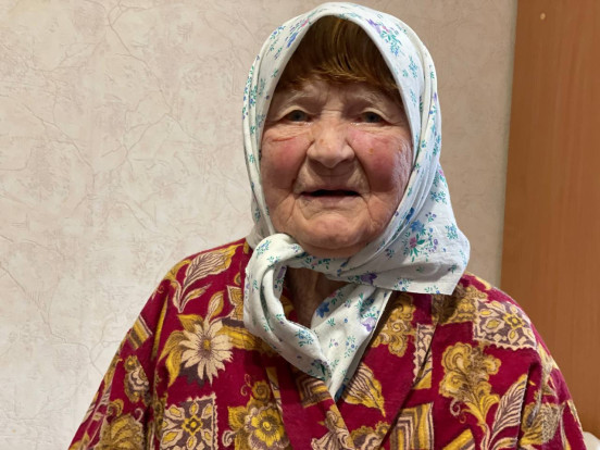 В Сосновоборске поздравили долгожителей, которым на троих уже 270 лет В Сосновоборске поздравили долгожителей, которым на троих уже 270 лет 2
