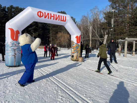 В Сосновоборске прошёл традиционный праздник спорта - Всероссийская массовая гонка «Лыжня России» В Сосновоборске прошёл традиционный праздник спорта - Всероссийская массовая гонка «Лыжня России» 9