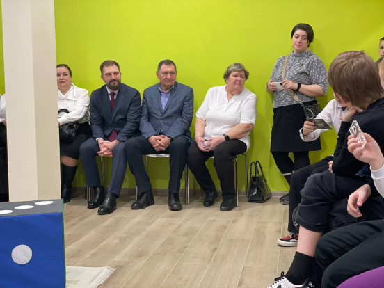 В Сосновоборске распахнула свои двери Городская детская библиотека после модернизации В Сосновоборске распахнула свои двери Городская детская библиотека после модернизации 11