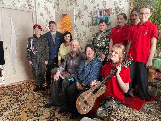 В Сосновоборске продолжается награждение медалями к– 80-летию Победы в Великой Отечественной войне В Сосновоборске продолжается награждение медалями к– 80-летию Победы в Великой Отечественной войне 7