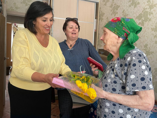 В Сосновоборске продолжается награждение медалями к– 80-летию Победы в Великой Отечественной войне В Сосновоборске продолжается награждение медалями к– 80-летию Победы в Великой Отечественной войне 9