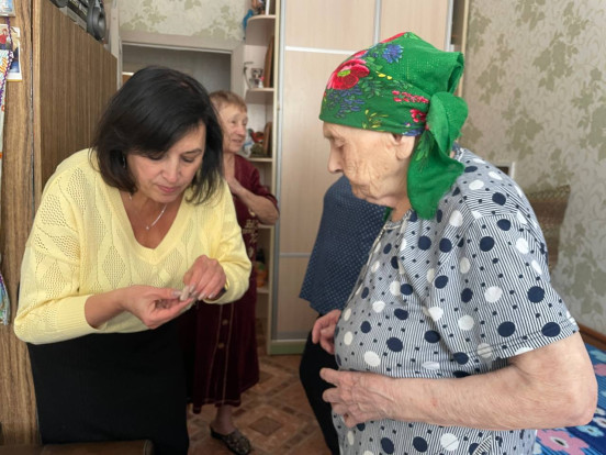 В Сосновоборске продолжается награждение медалями к– 80-летию Победы в Великой Отечественной войне В Сосновоборске продолжается награждение медалями к– 80-летию Победы в Великой Отечественной войне 12