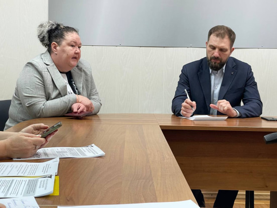 Глава Сосновоборска встретился с родными участников специальной военной операции Глава Сосновоборска встретился с родными участников специальной военной операции 6