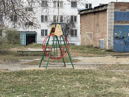 Исследуем проблемные дворы Сосновоборска: Юности, 13, 17, 19 и 9-й Пятилетки, 17 Исследуем проблемные дворы Сосновоборска: Юности, 13, 17, 19 и 9-й Пятилетки, 17 6