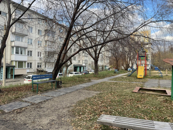 Исследуем проблемные дворы Сосновоборска: Юности, 13, 17, 19 и 9-й Пятилетки, 17 Исследуем проблемные дворы Сосновоборска: Юности, 13, 17, 19 и 9-й Пятилетки, 17 8