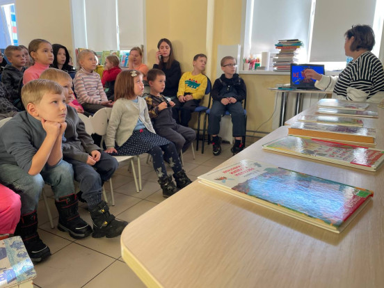 В Детской библиотеке Сосновоборска прошла встреча из цикла "Знакомство с животным миром» В Детской библиотеке Сосновоборска прошла встреча из цикла "Знакомство с животным миром» 3
